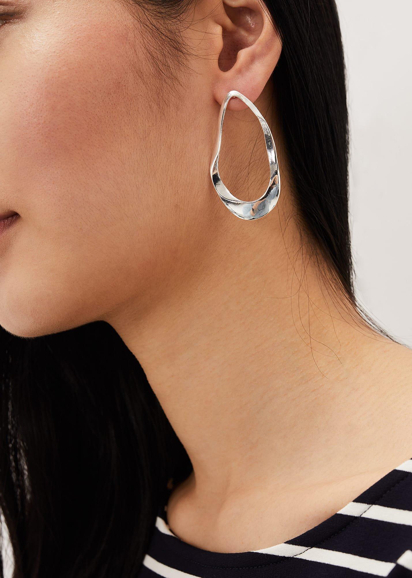 Oversized Cut Out Drop Earrings