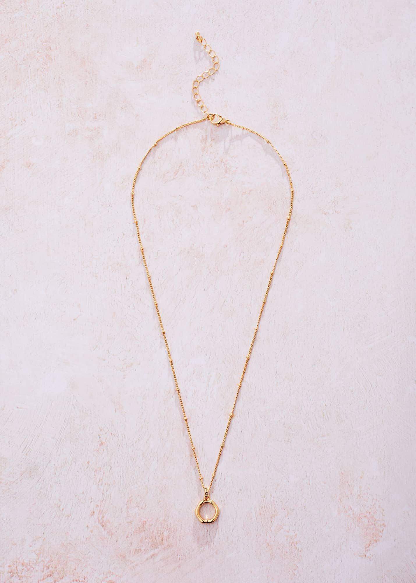 Irregular Circle Short Necklace