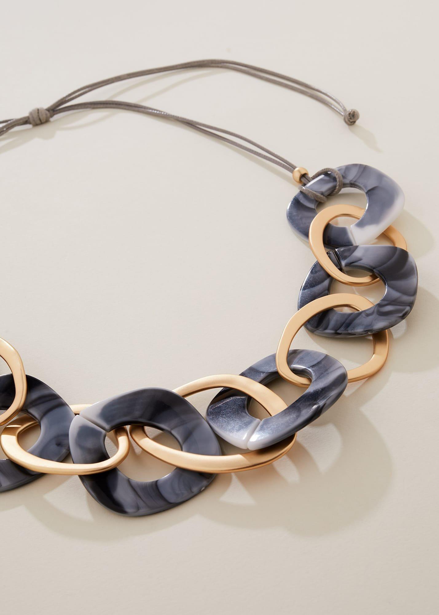 Maxi Resin Necklace