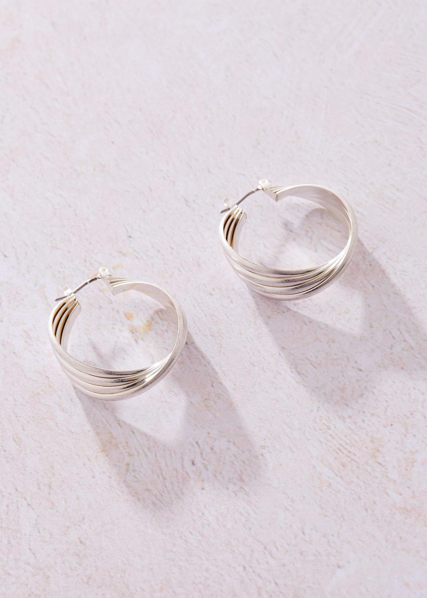 Multi Twist Hoop Earirng