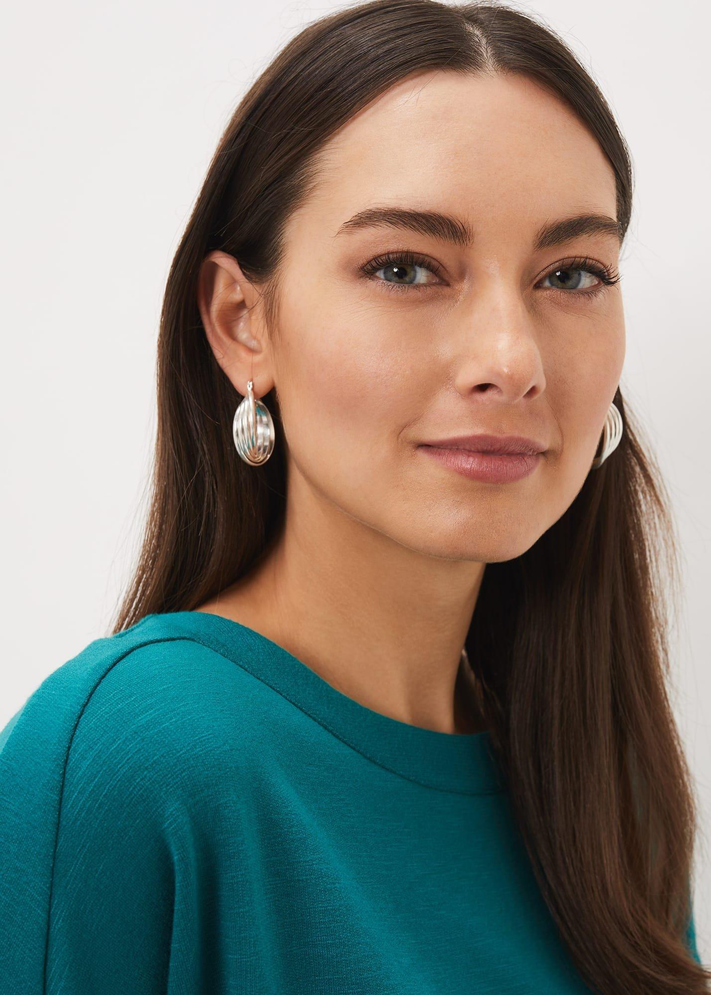 Multi Twist Hoop Earirng