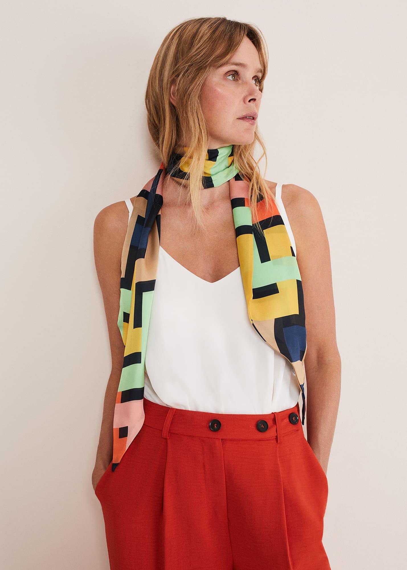 Milano Geo Lightweight Scarf