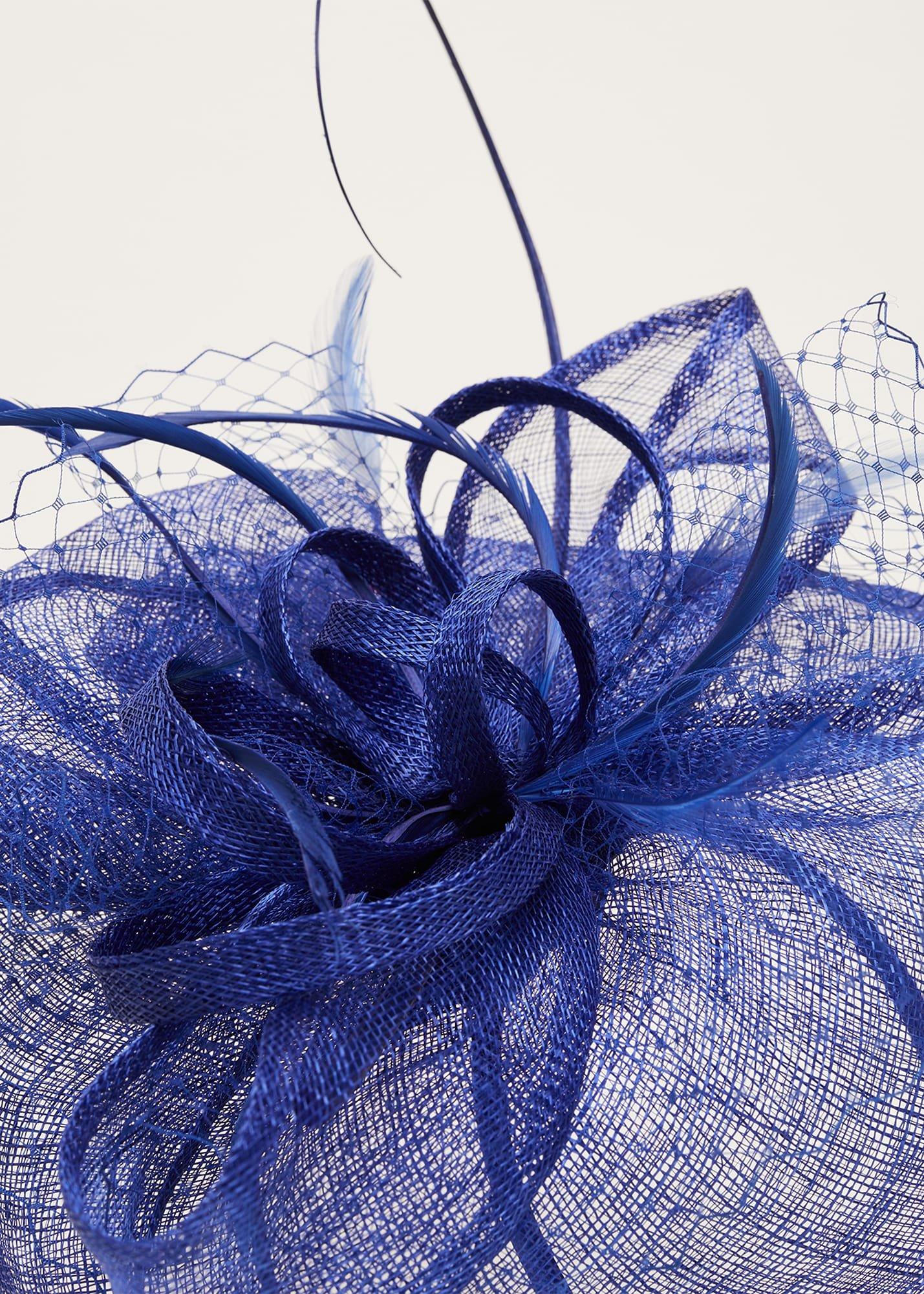 Freeform Feather Detail Fascinator