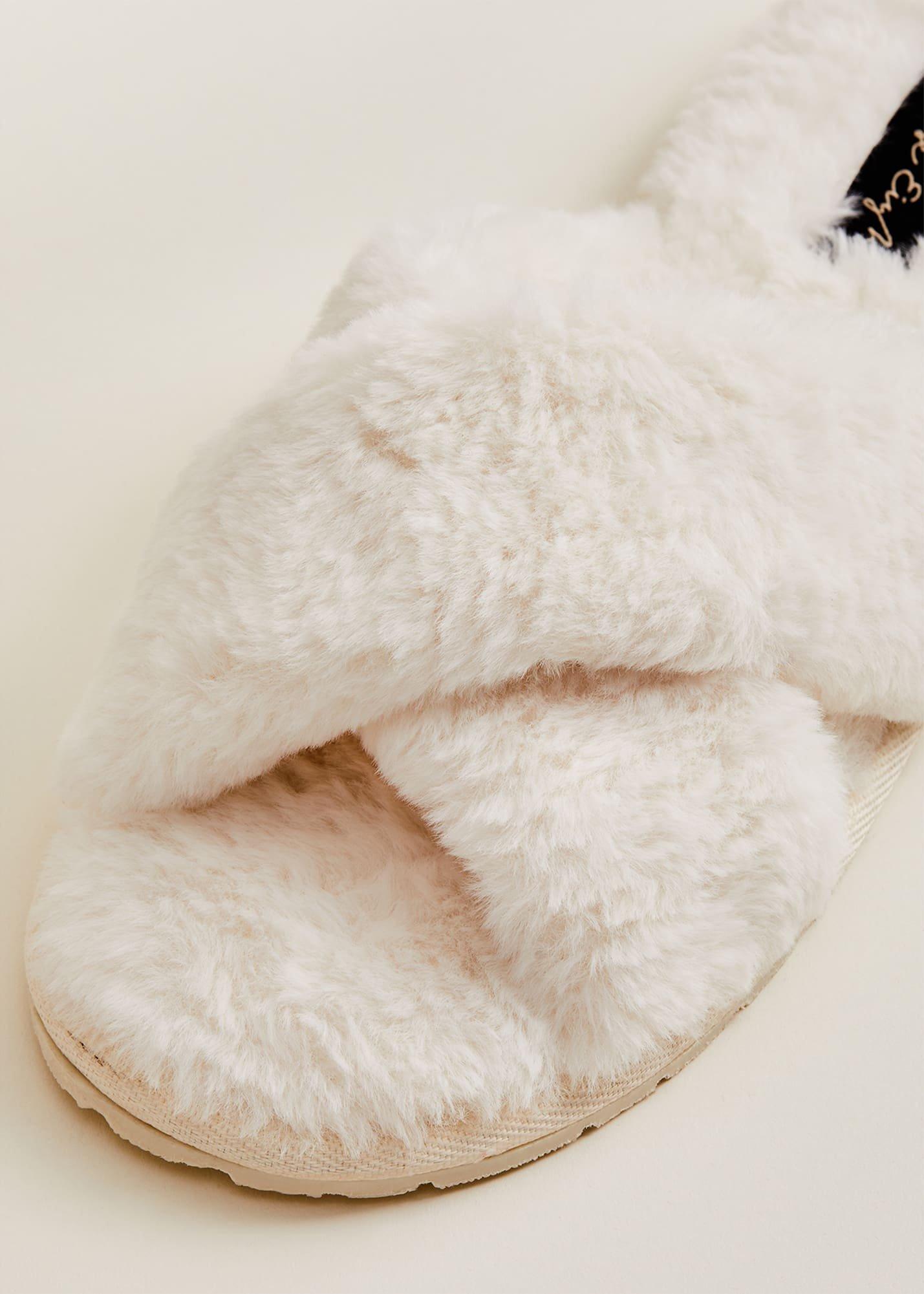 Ivory Faux Fur Slipper Sliders