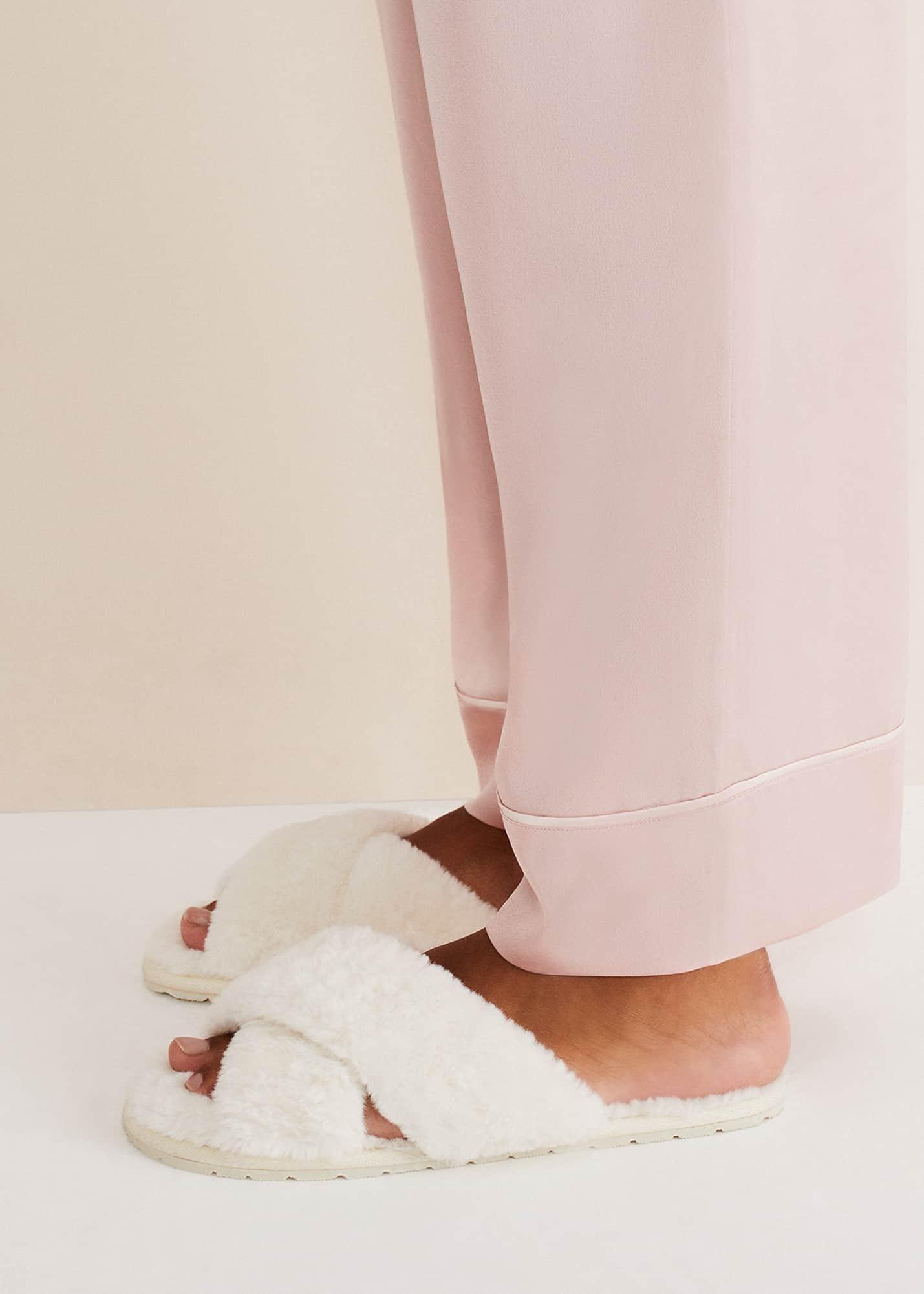 Ivory Faux Fur Slipper Sliders