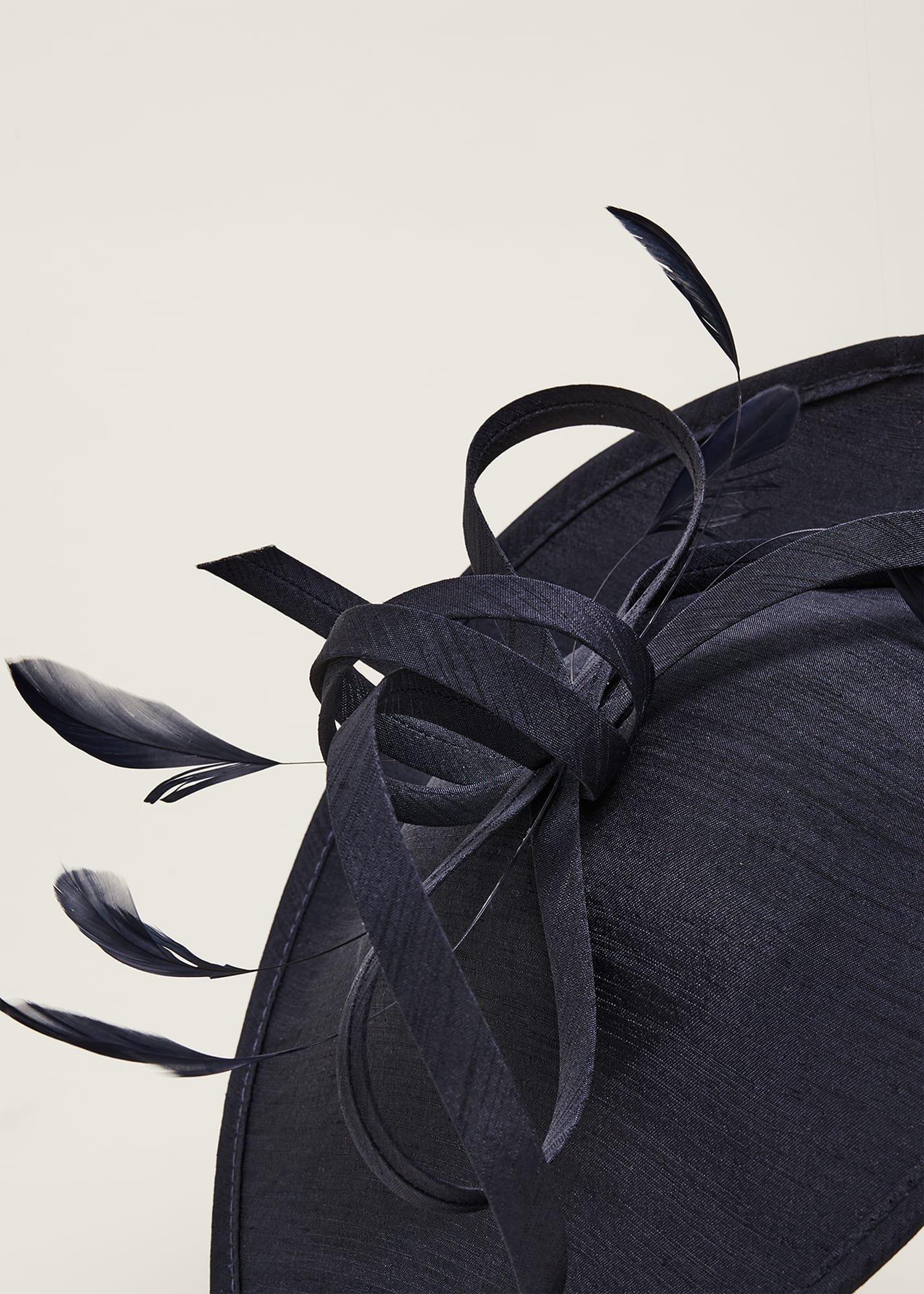 Shantung Oval Disc Fascinator