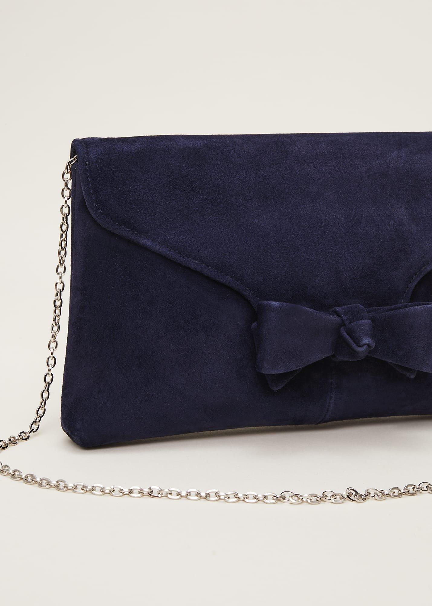 Structured Bow Clutch