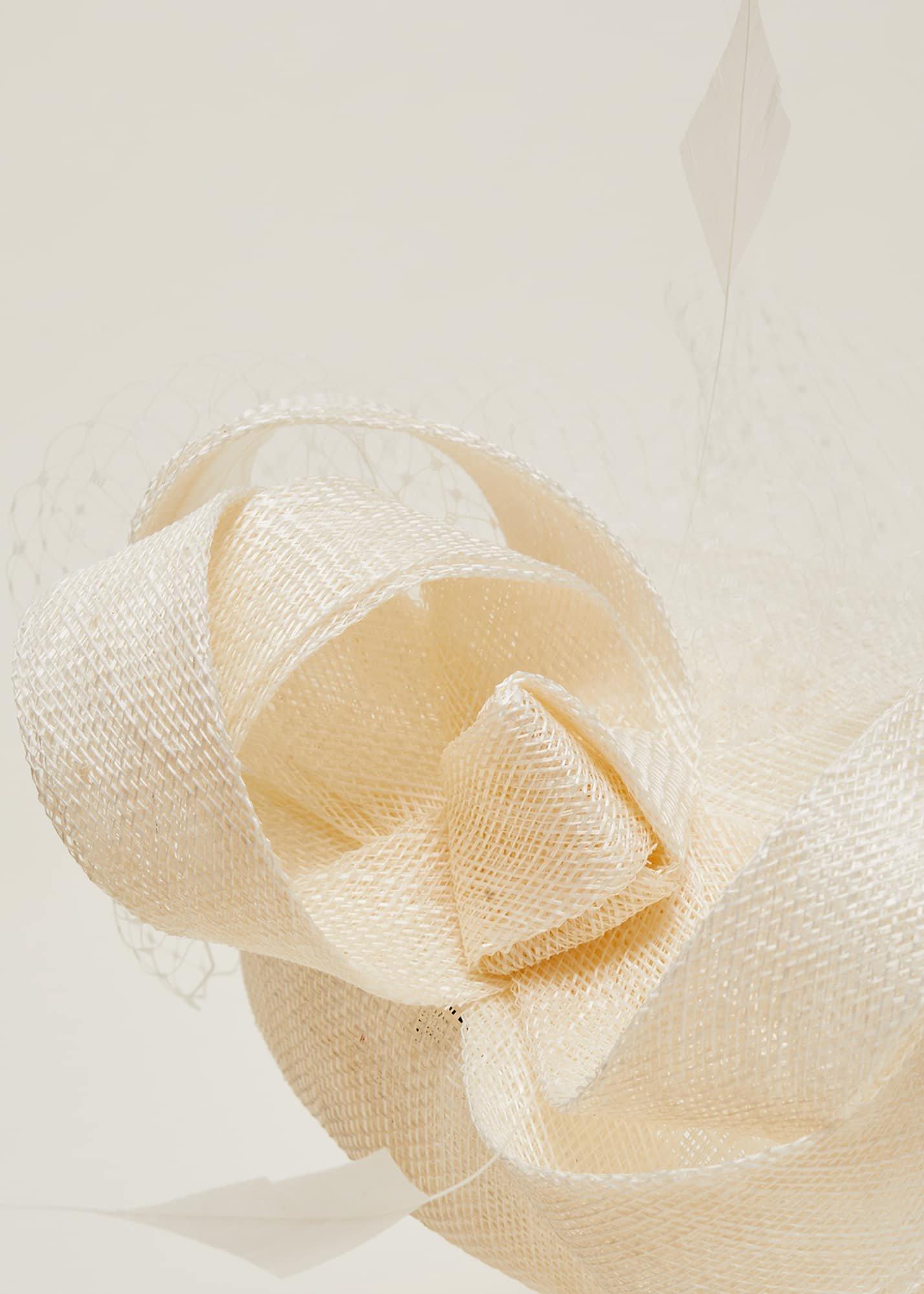 Bridal Veiled Pillbox