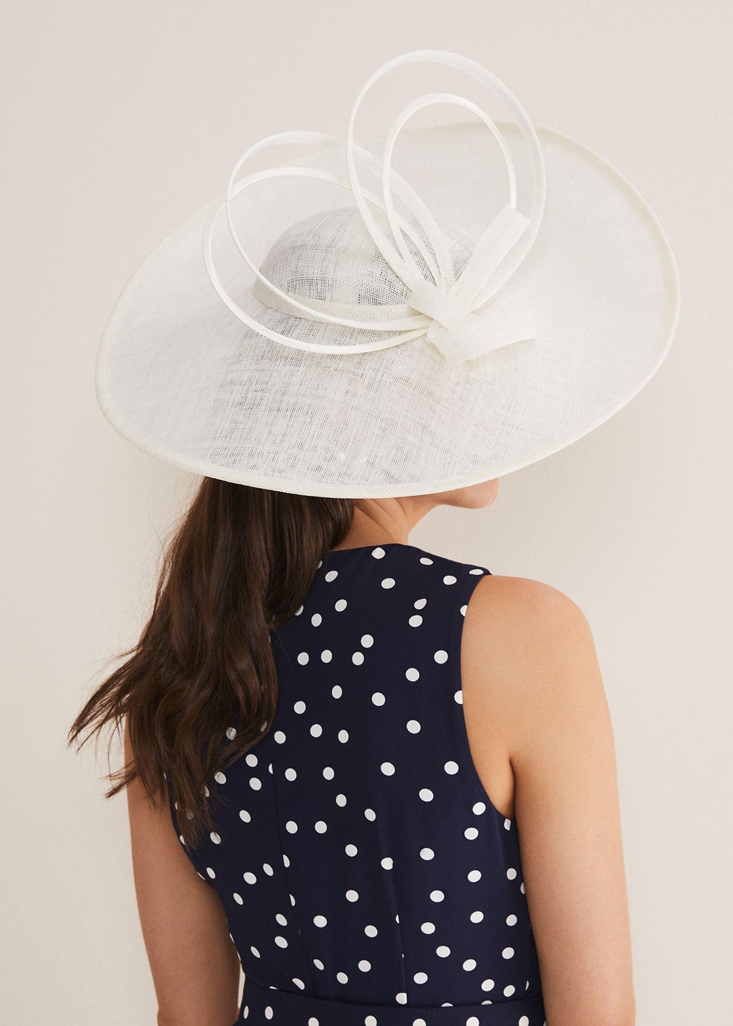 Oversized Loop Disc Fascinator