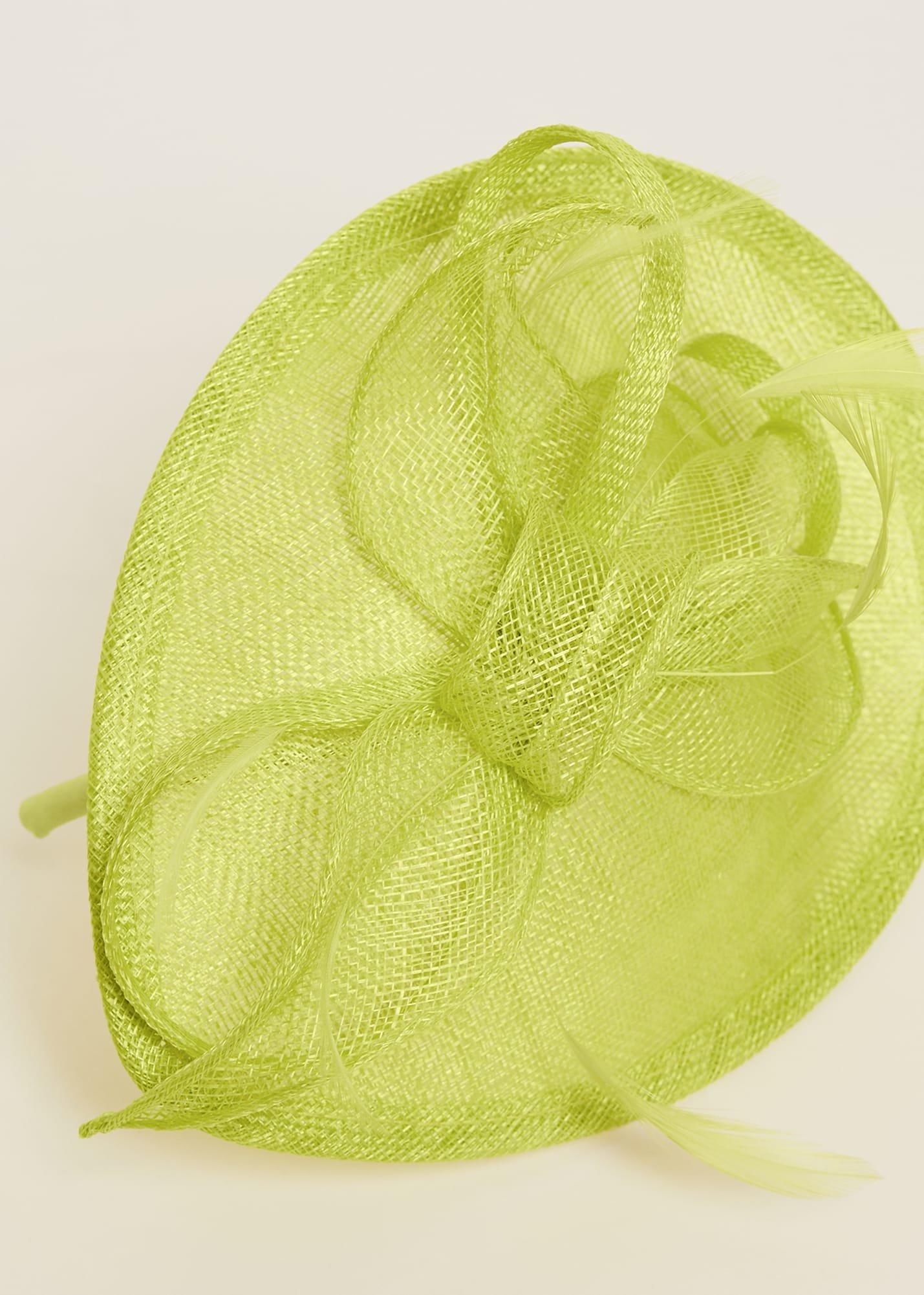 Mini Oval Disc Fascinator