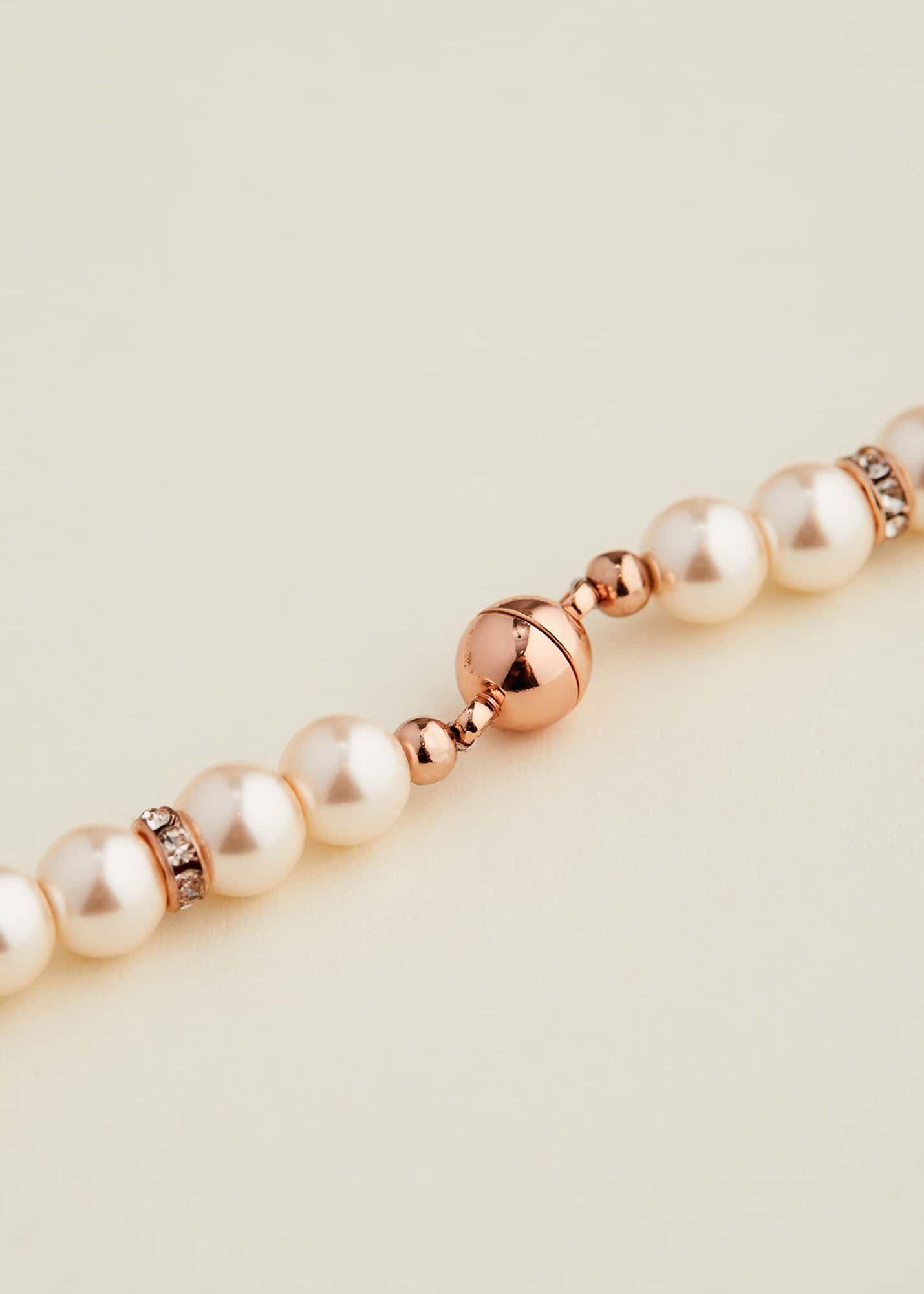 Pearl Beaded Necklace