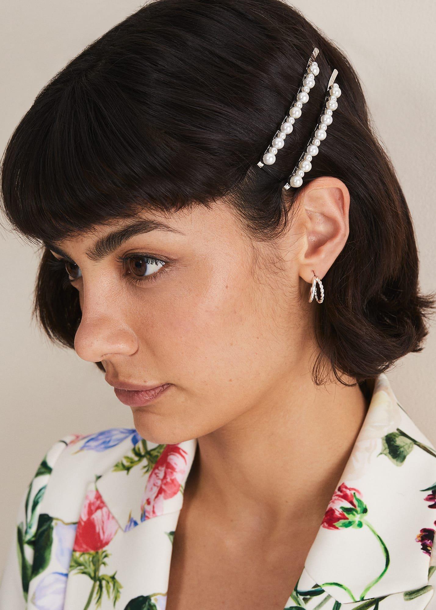 Pearl Hair Slides