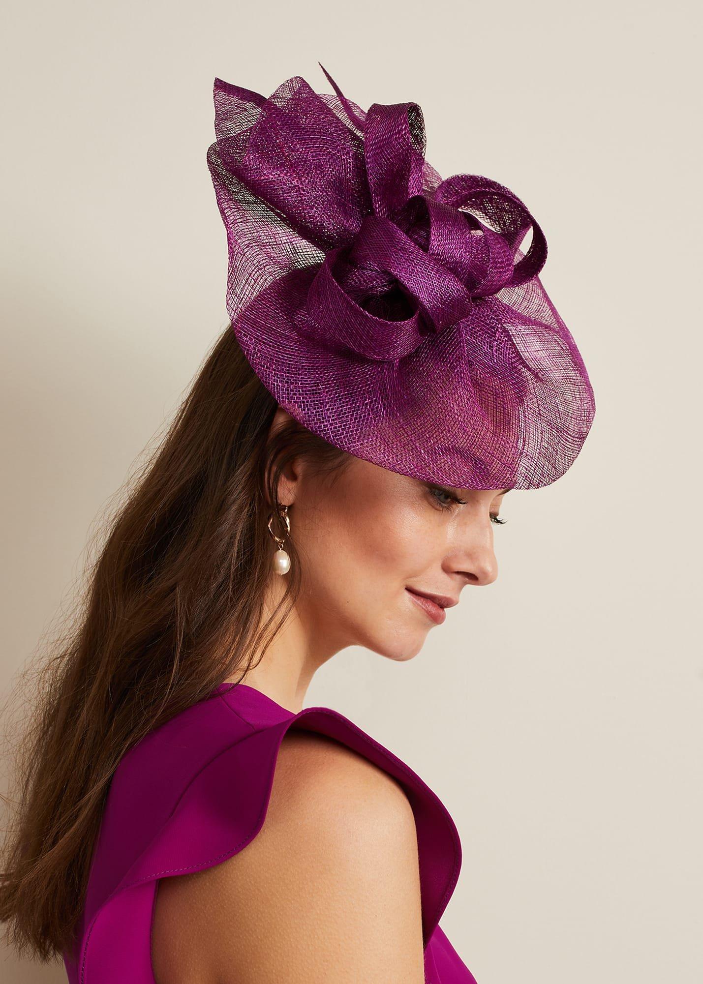Freeform Disc Fascinator mit Schleife