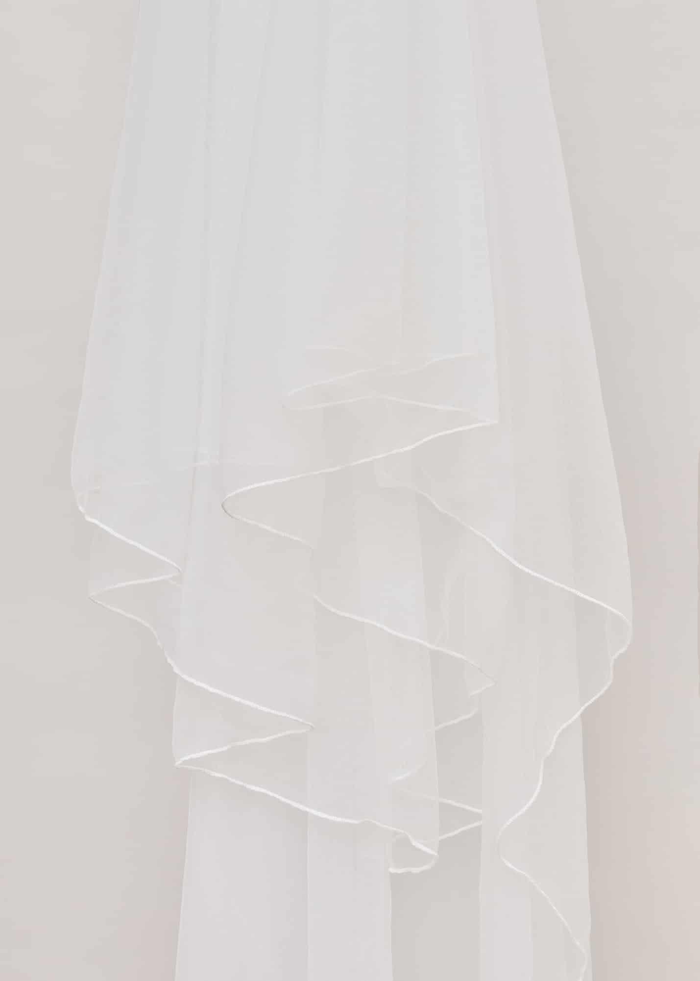 Long Double Tier Veil