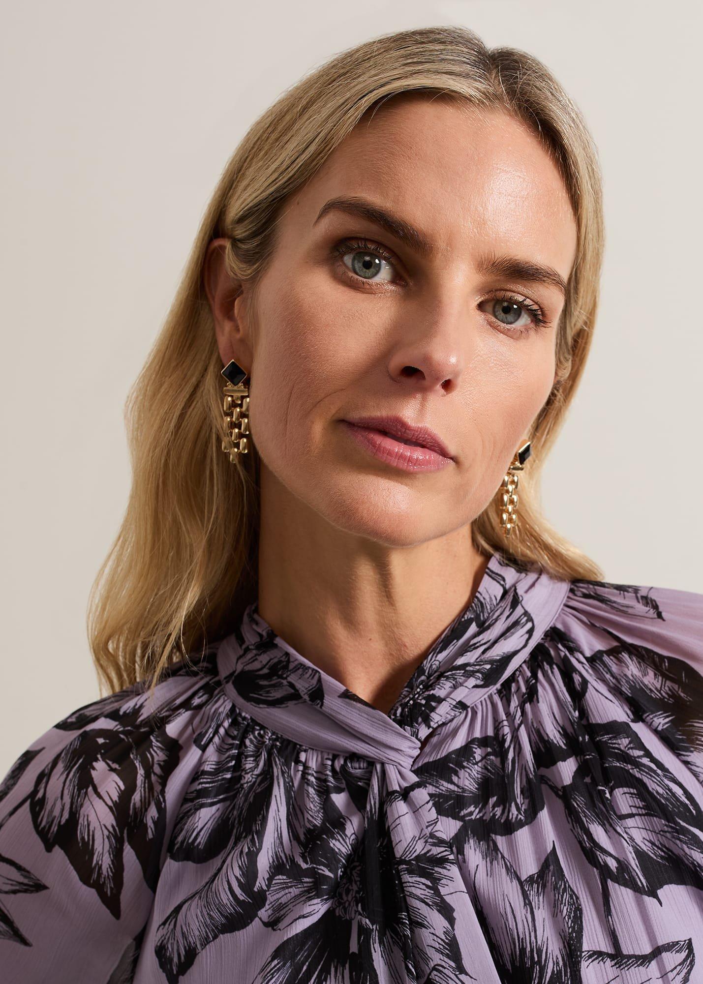 Gold Chain Drop Earrings