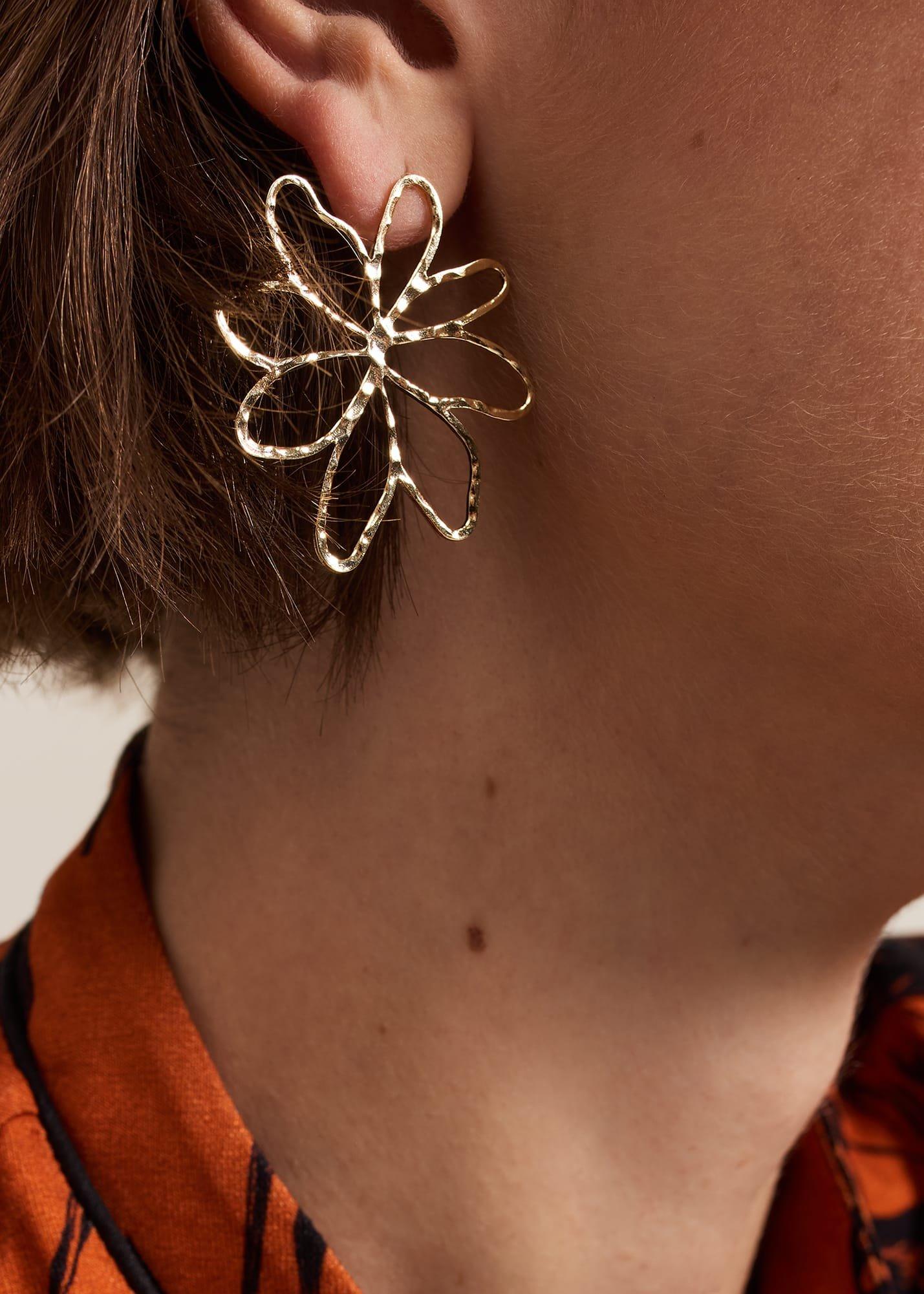 Gold Open Flower Stud Earrings