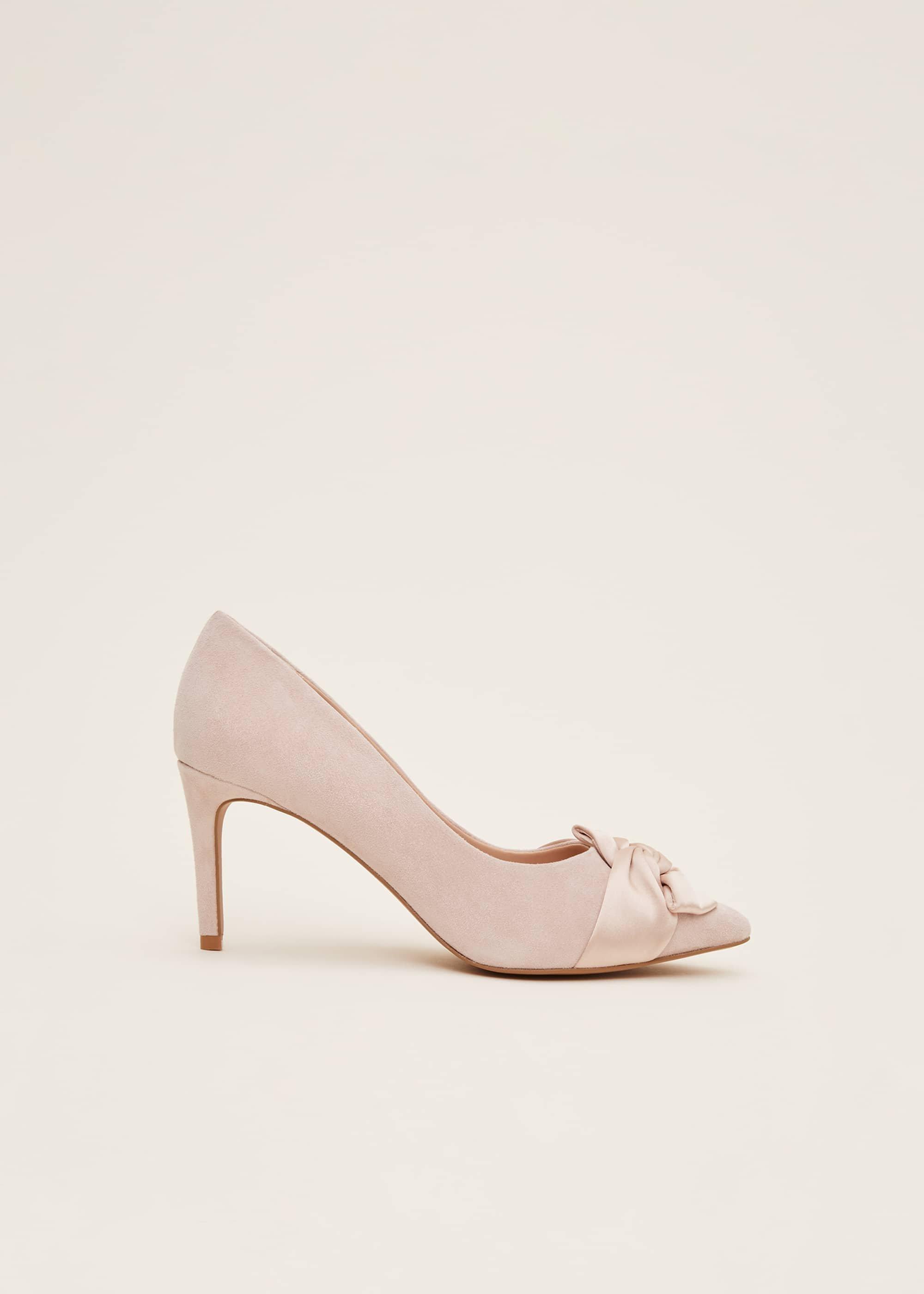 Gemma Twist Front Court Shoes
