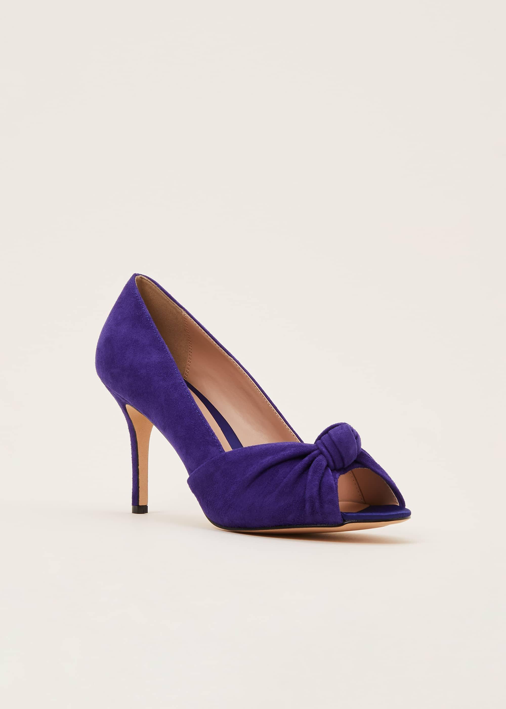 Sonja Knot Front Peep Toe Shoe