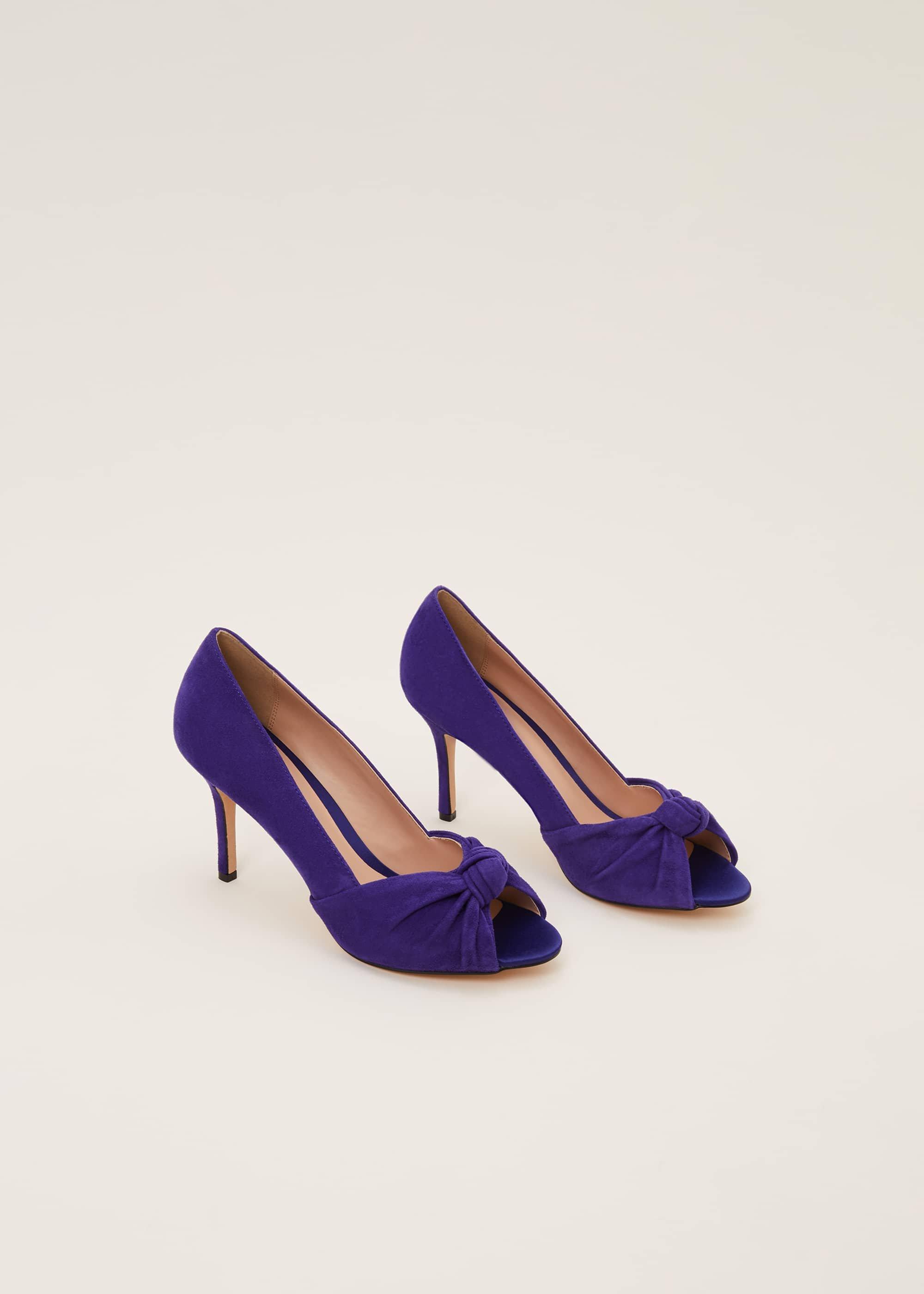 Sonja Knot Front Peep Toe Shoe