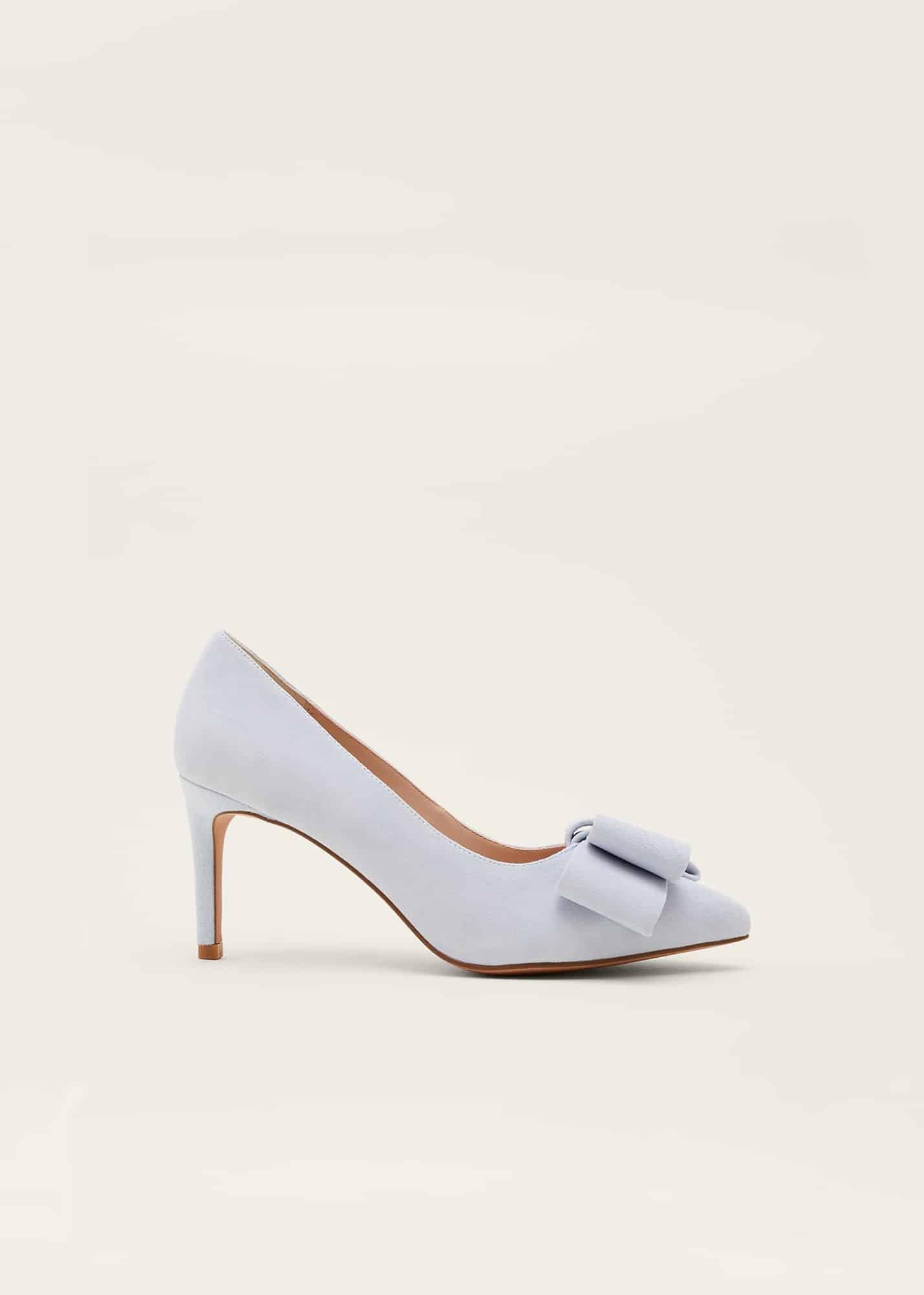 Bow Front Court Shoe