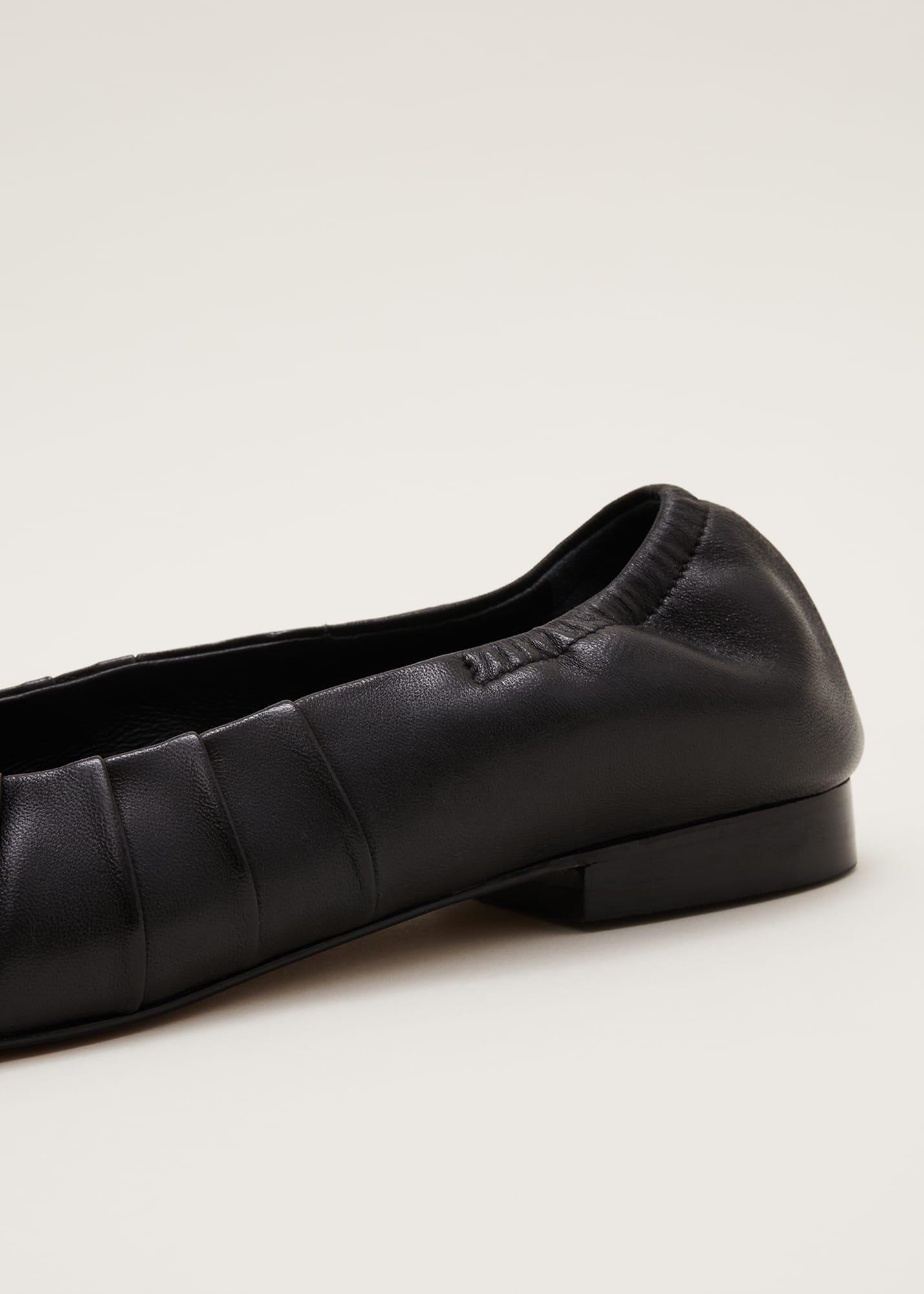 Elasticated Pump
