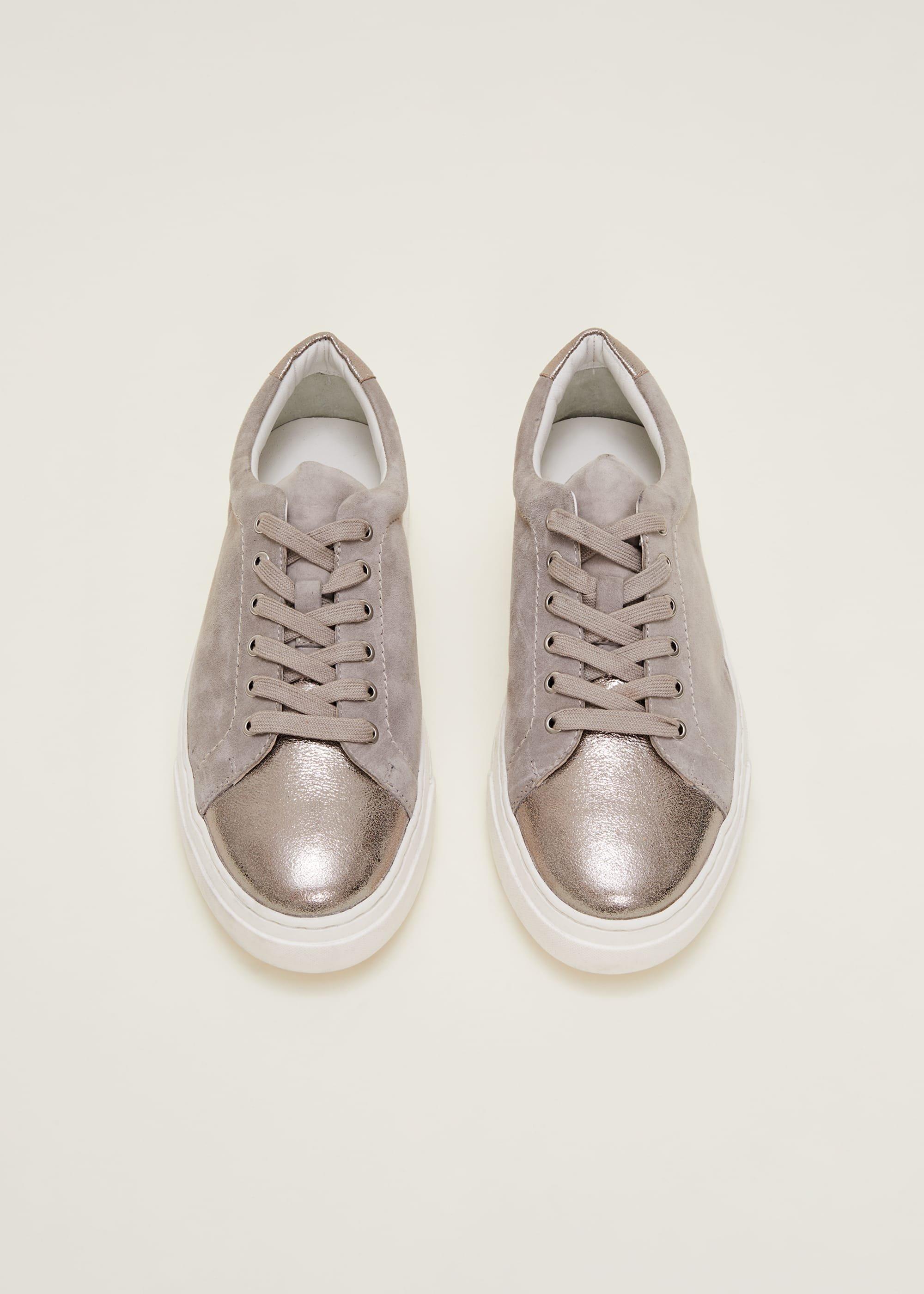 Metallic Trainer