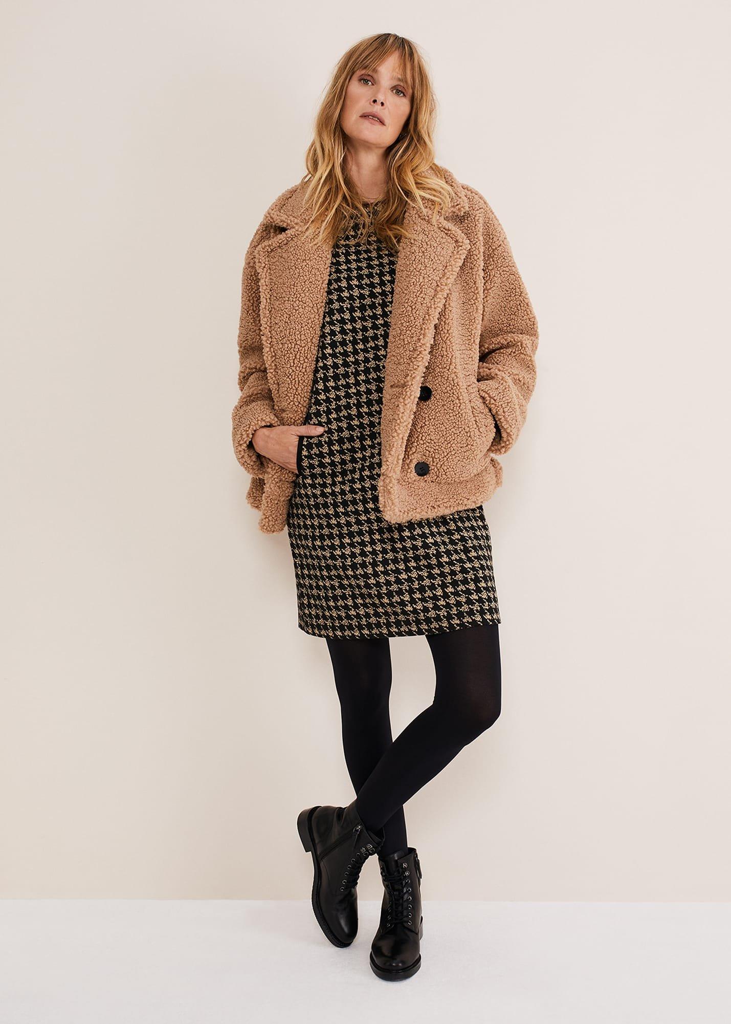 Lace Up Leather Flat Boots