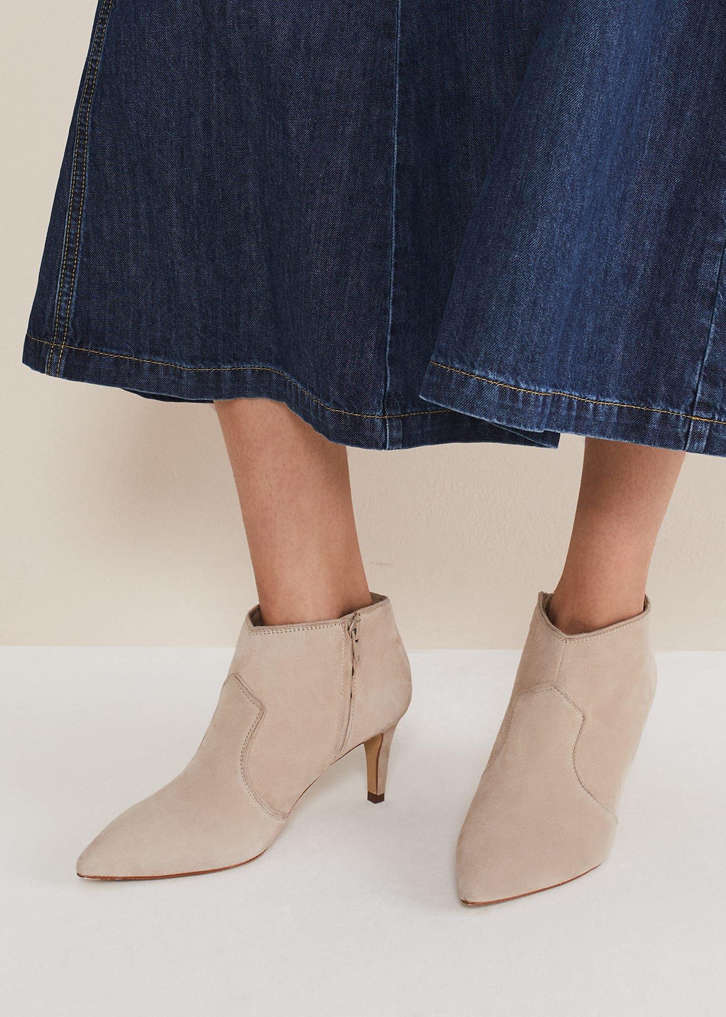Panelled Shoe Boots