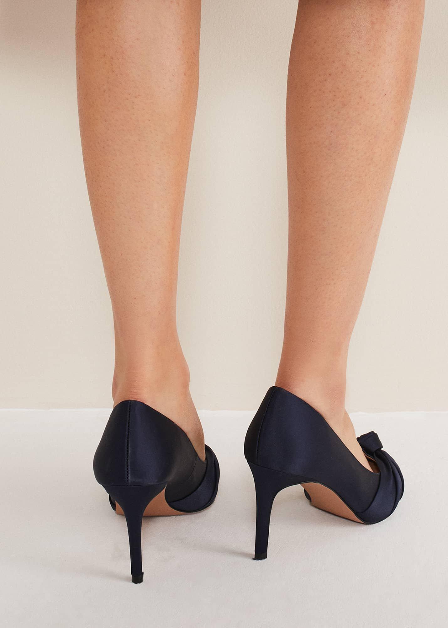 Satin Knot Front Court Shoe