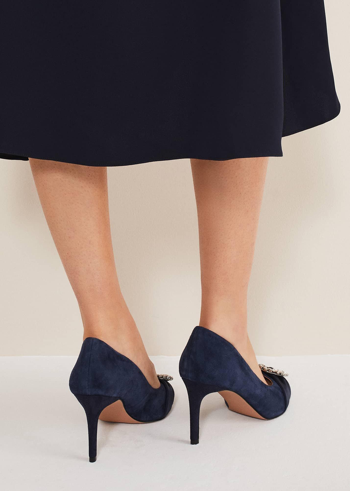 Embellished Court Shoe
