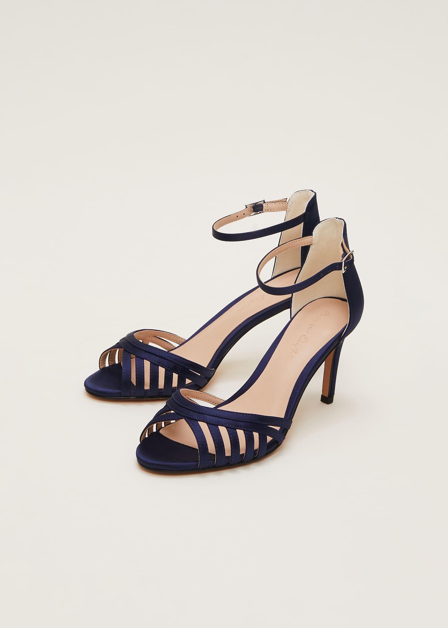 Sandalen aus Satin mit Riemchen und Absatz