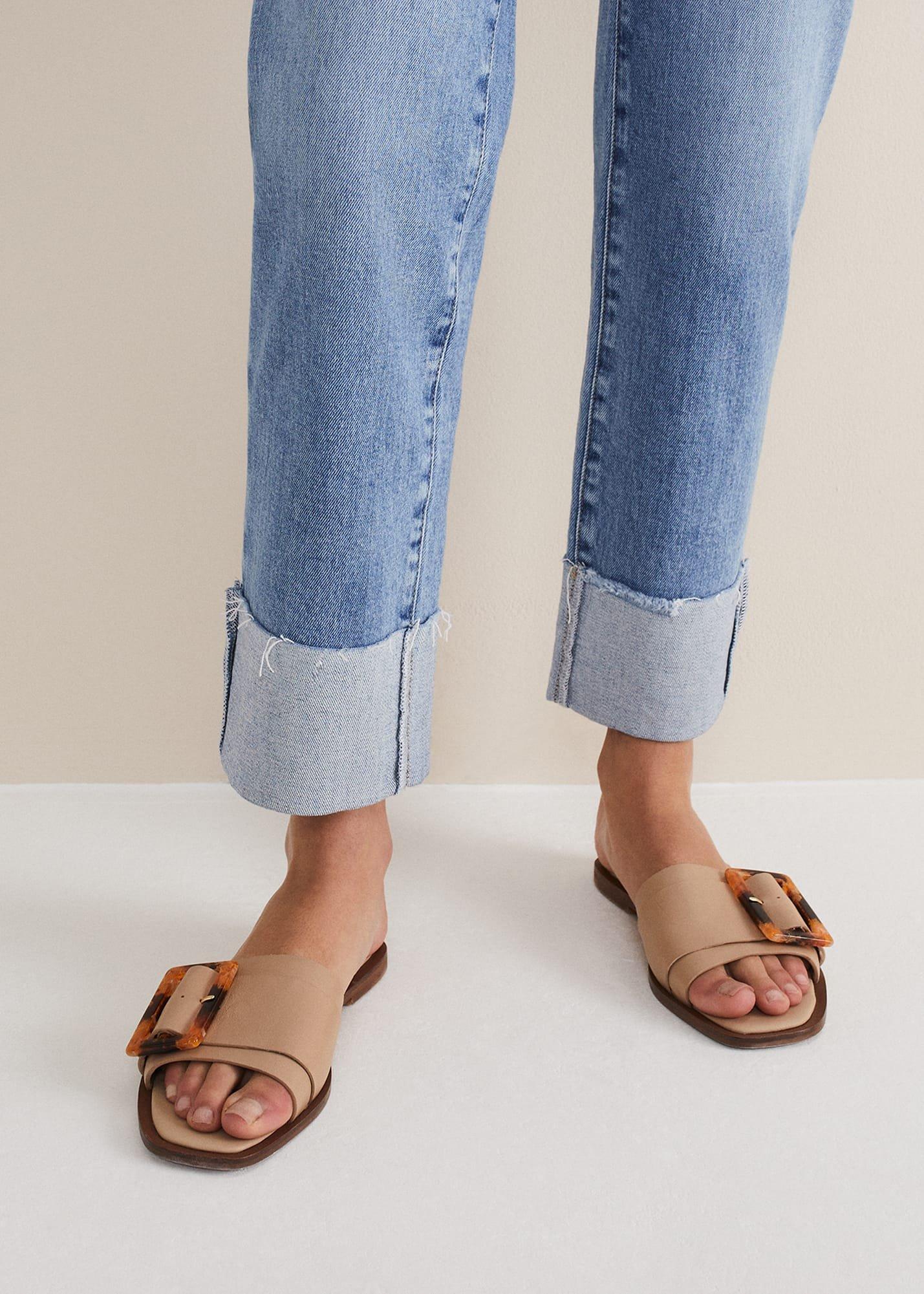Leather Buckle Flat Sandals