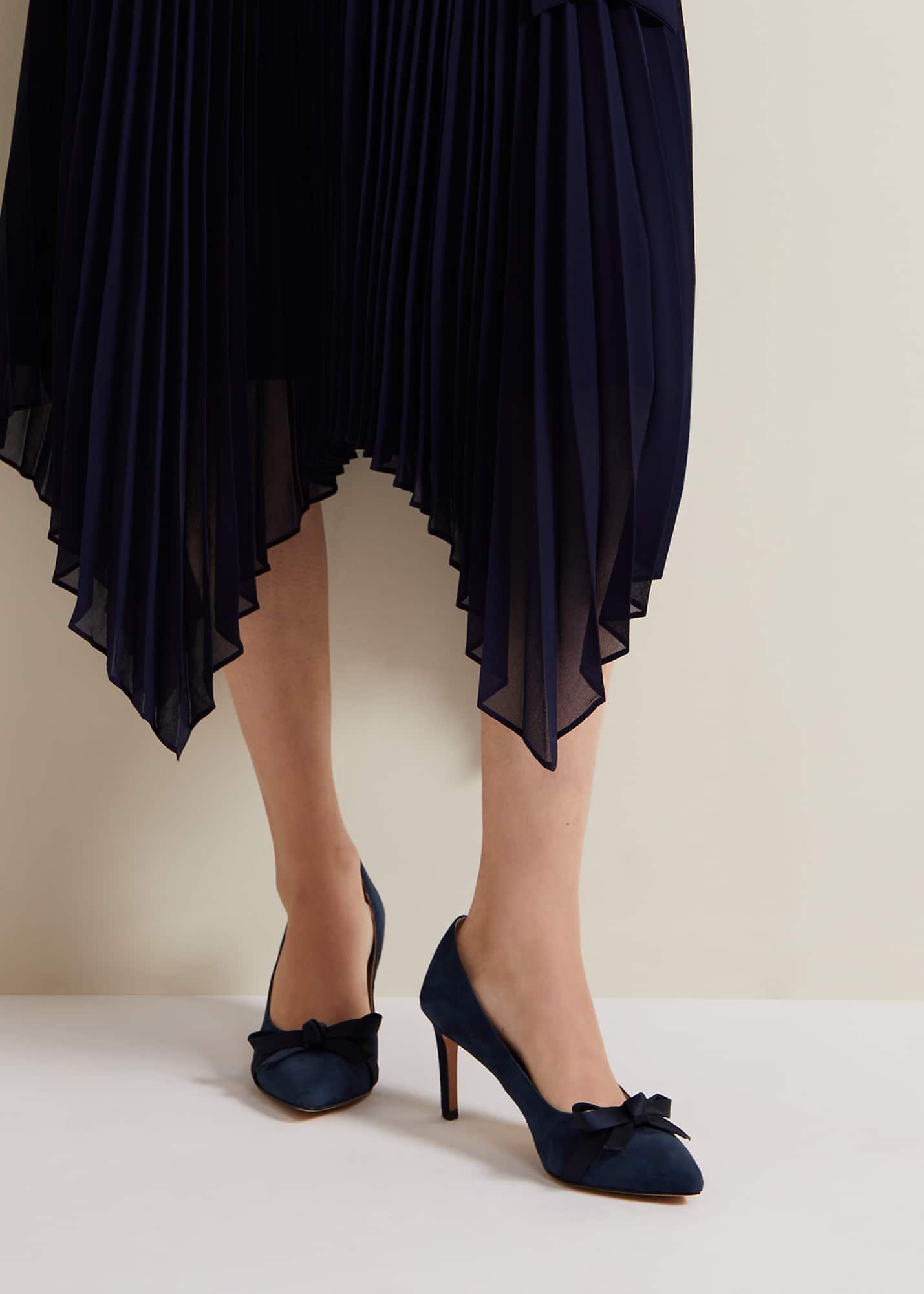 Suede Bow Front Court Shoe