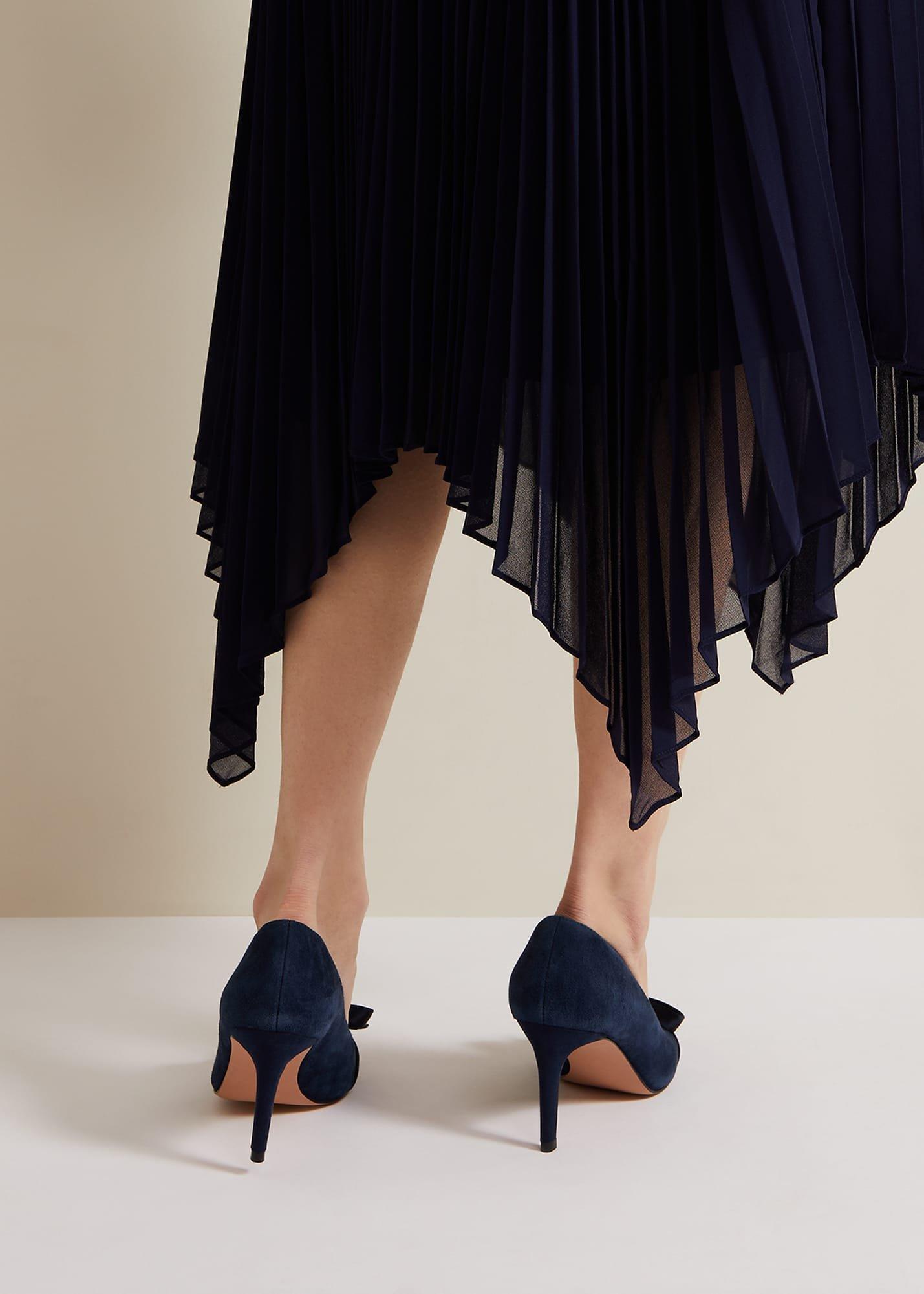 Suede Bow Front Court Shoe