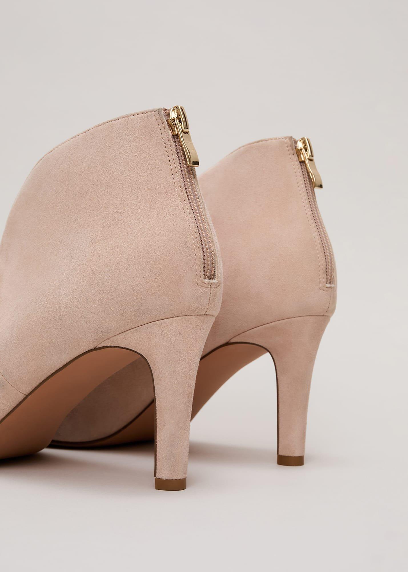 Cut Out Shoe Boots