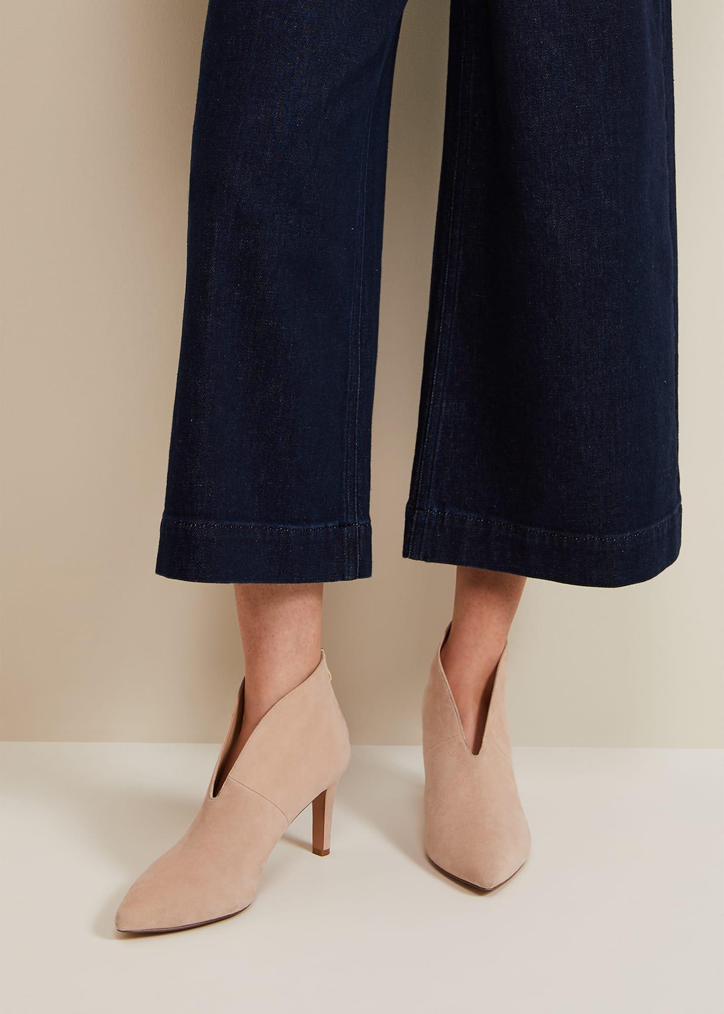 Cut Out Shoe Boots