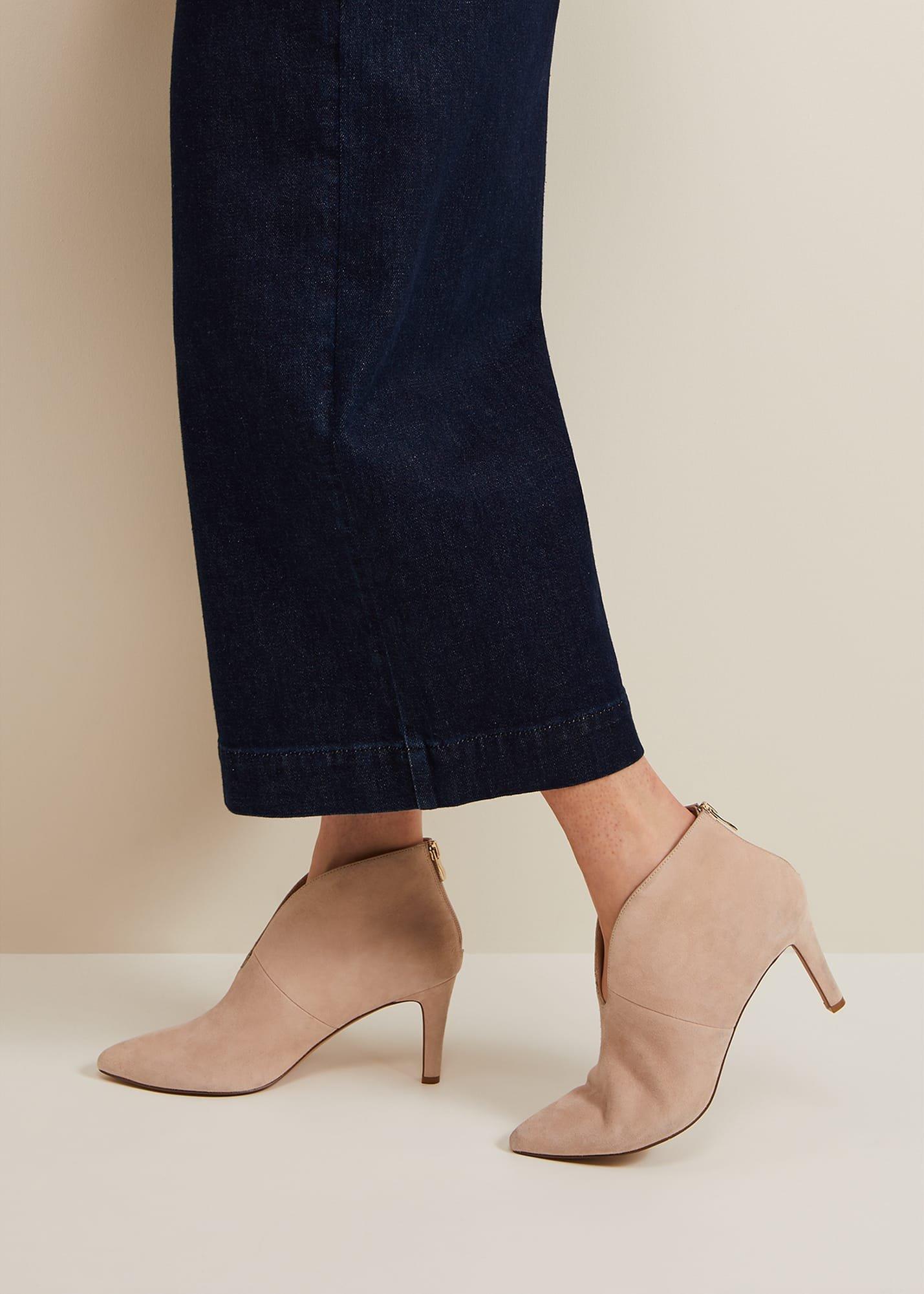Cut Out Shoe Boots