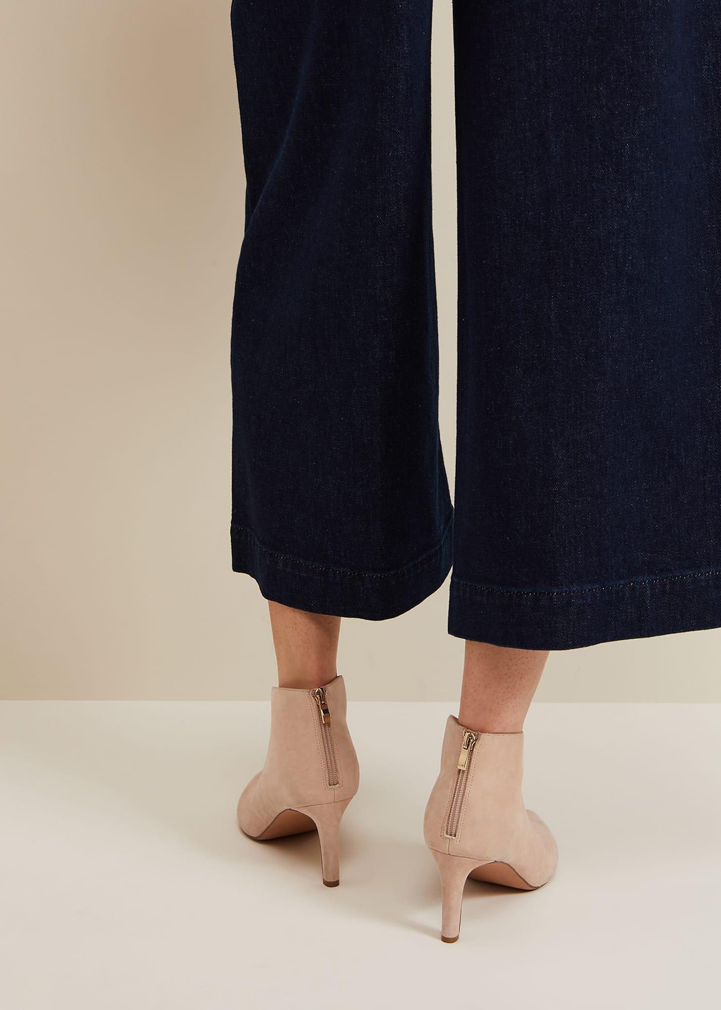 Cut Out Shoe Boots