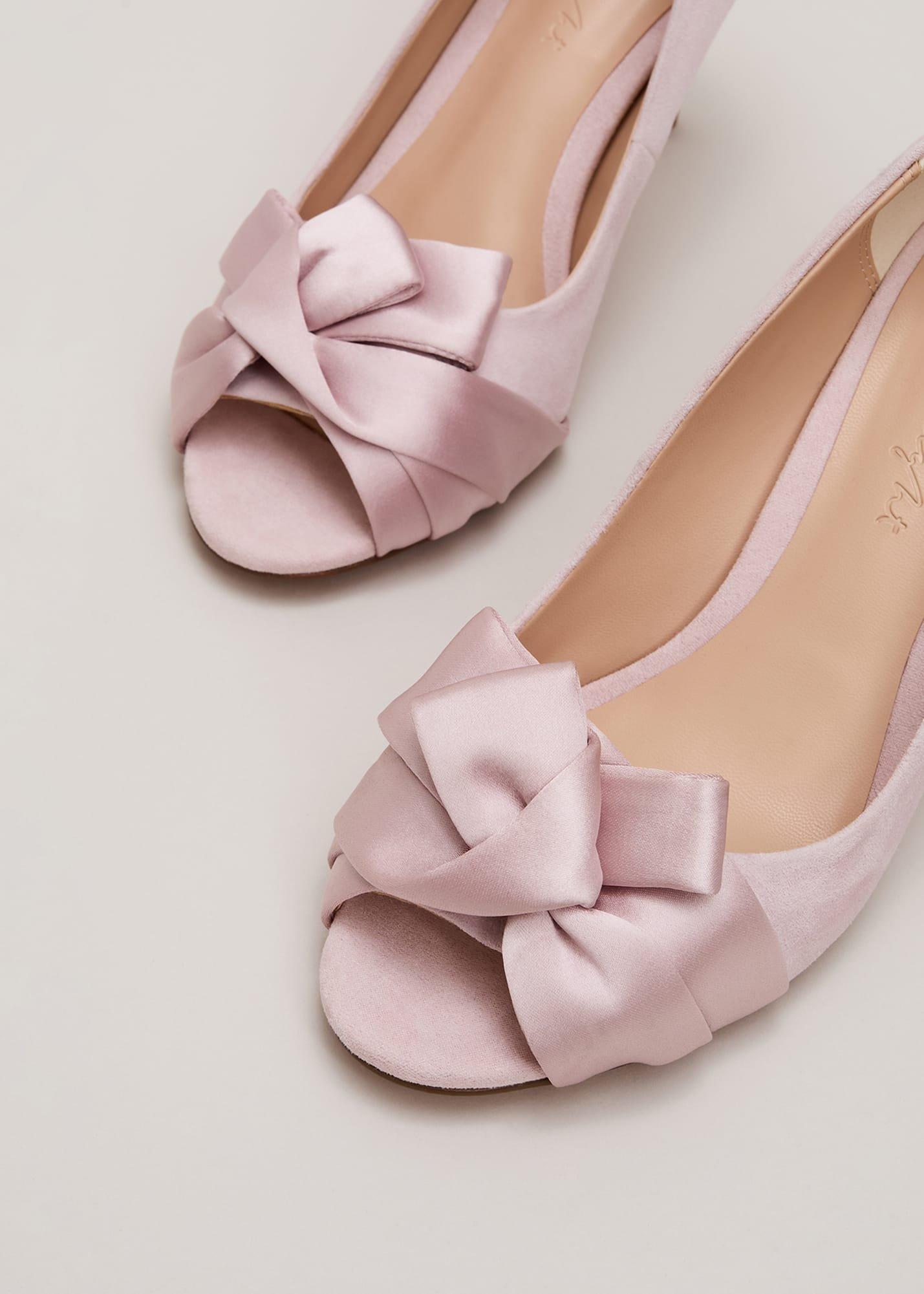 Peeptoe-Schuhe aus Satin mit Twist-Detail