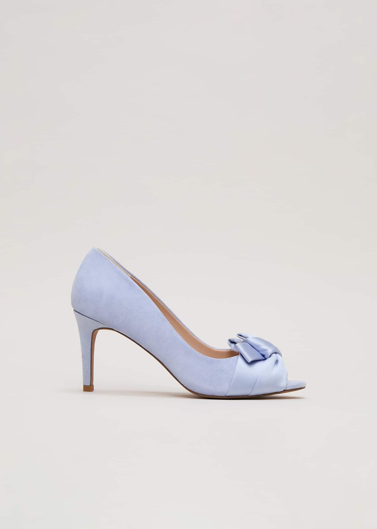 Peeptoe-Schuhe aus Satin mit Twist-Detail