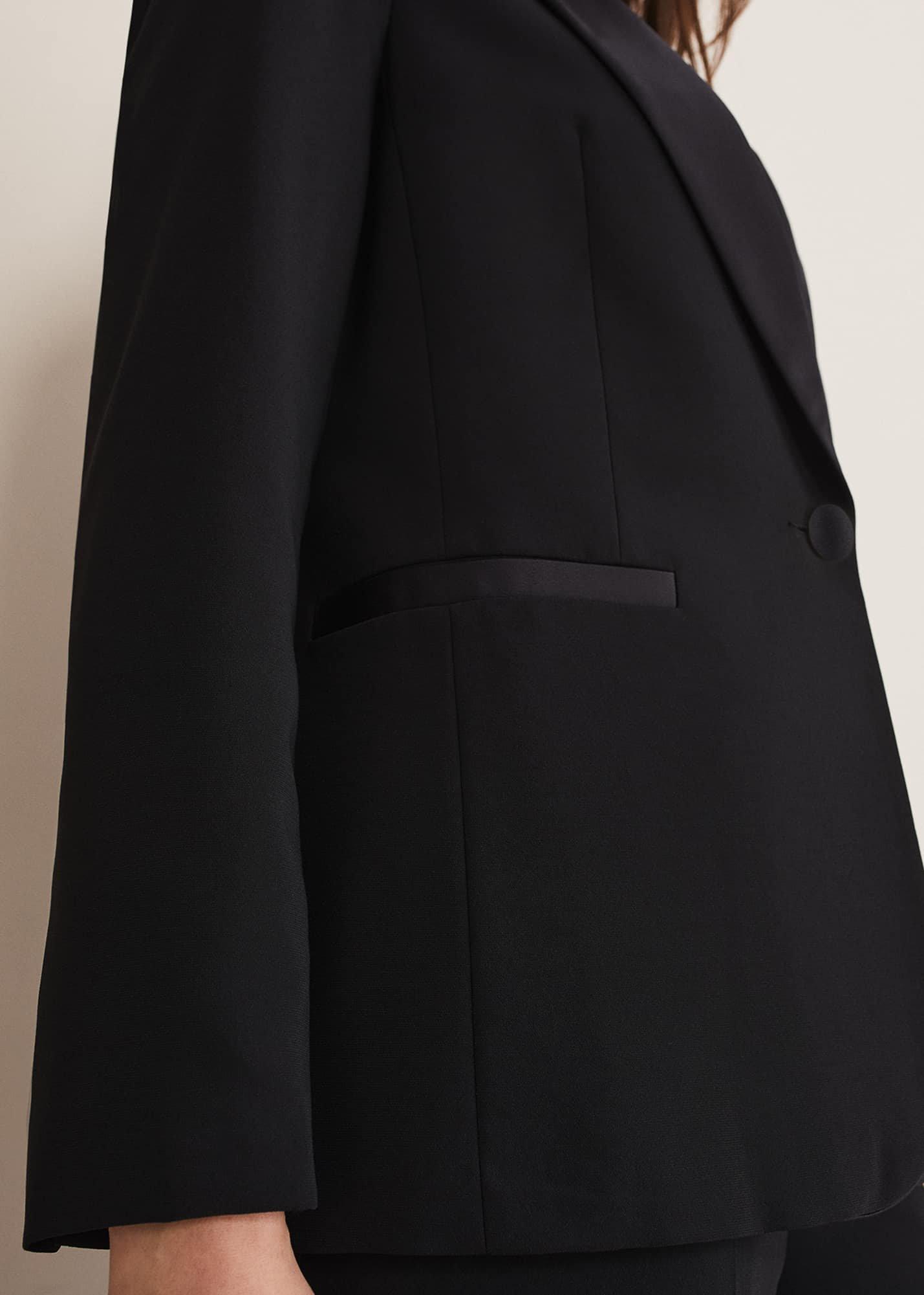Elandra Black Tux Blazer